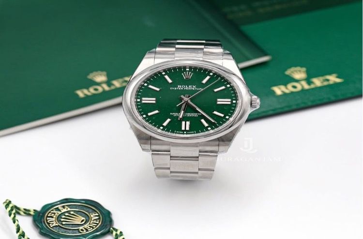  7 Luxury Watch Accessories You Never Realized You Needed Until Now Main Image